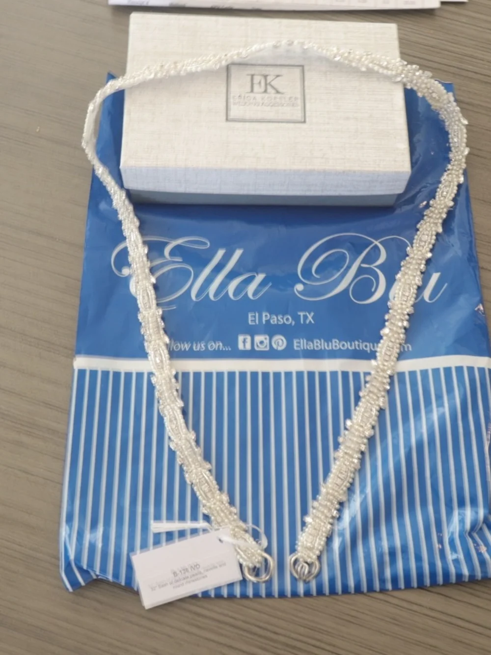 Ella Blu Cream Pearl Beaded Rope Necklace by